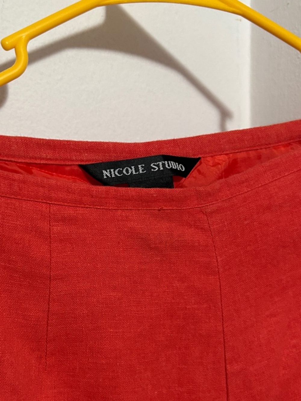 Red Embroidered Capris - Picture 3 of 15